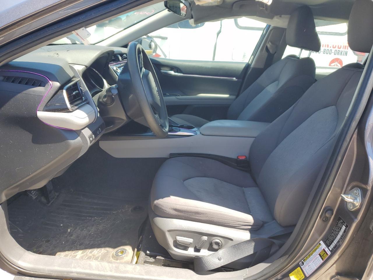 2020 TOYOTA CAMRY LE - Image 7
