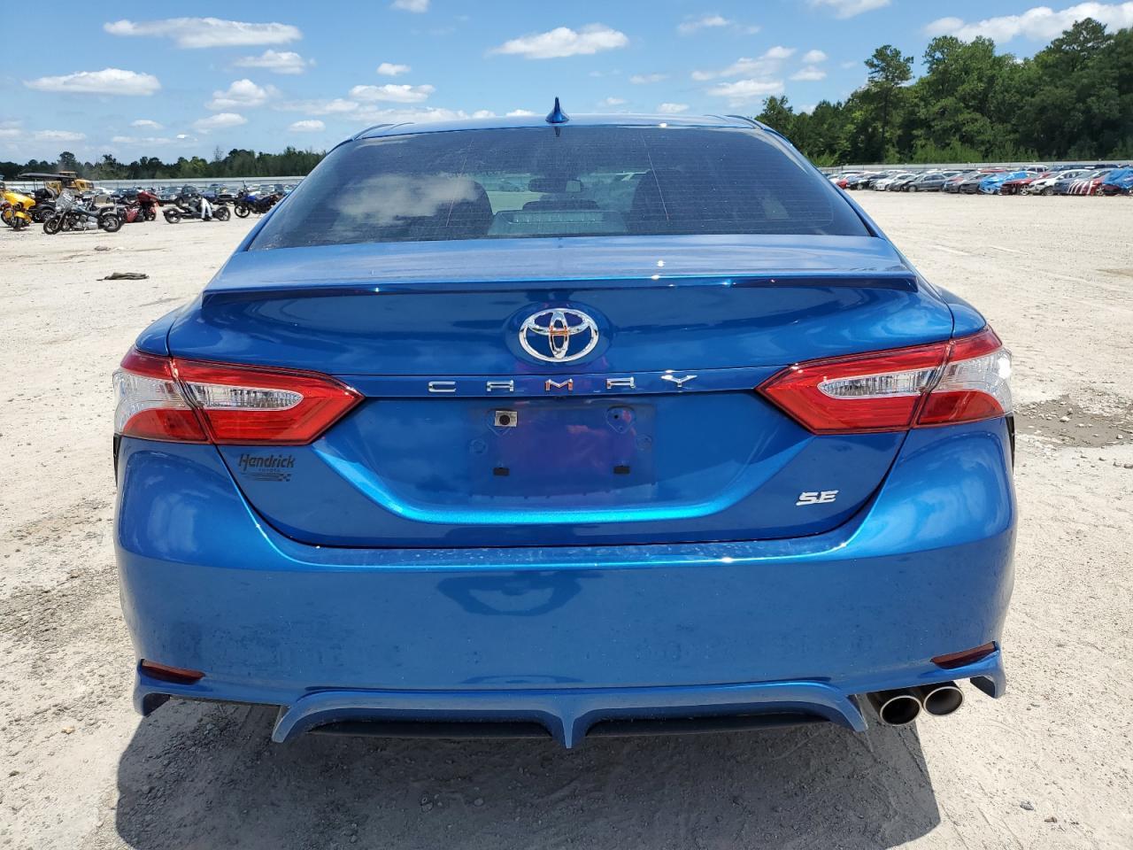 2020 TOYOTA CAMRY SE - Image 6