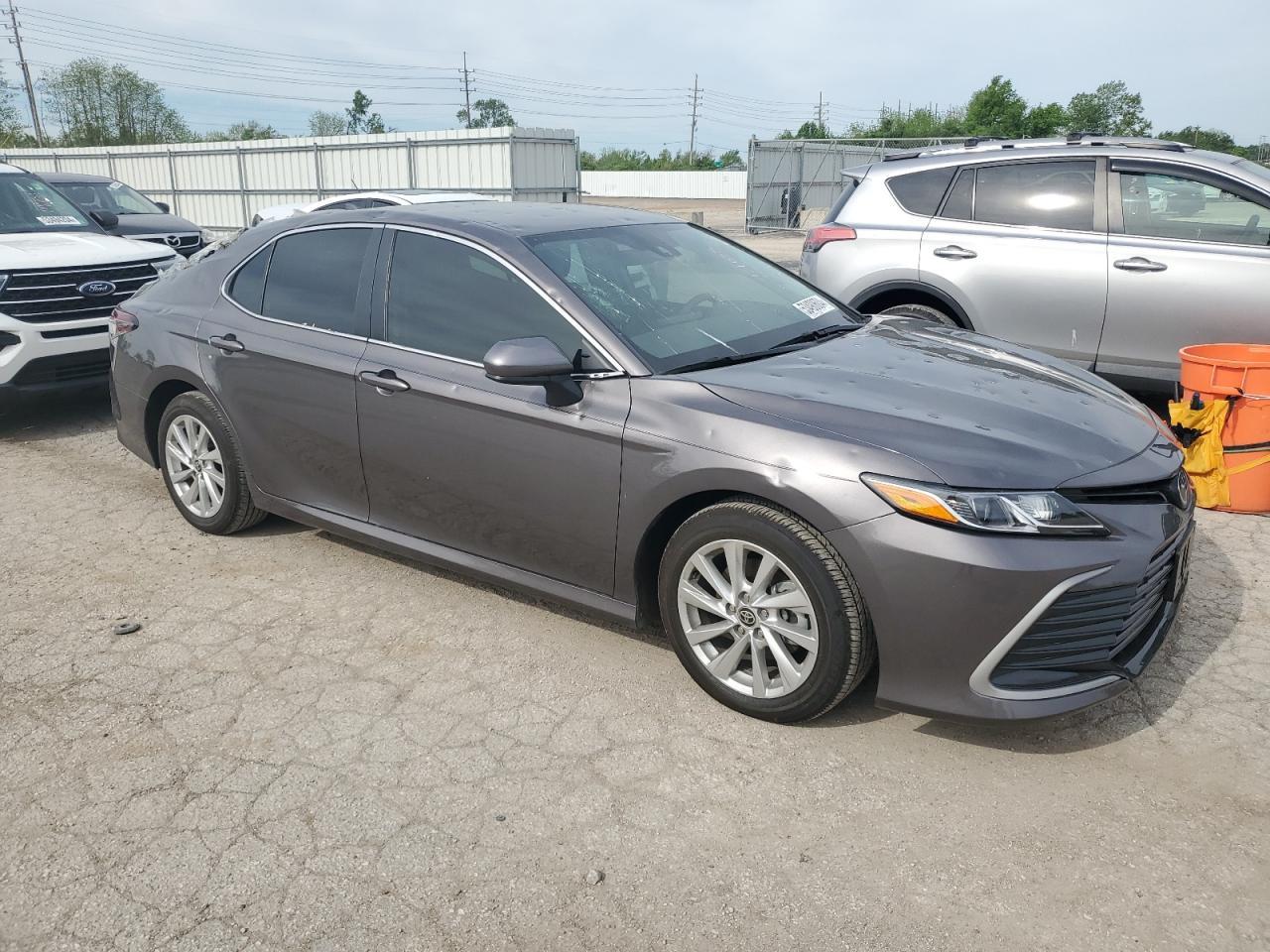 2023 TOYOTA CAMRY LE - Image 4