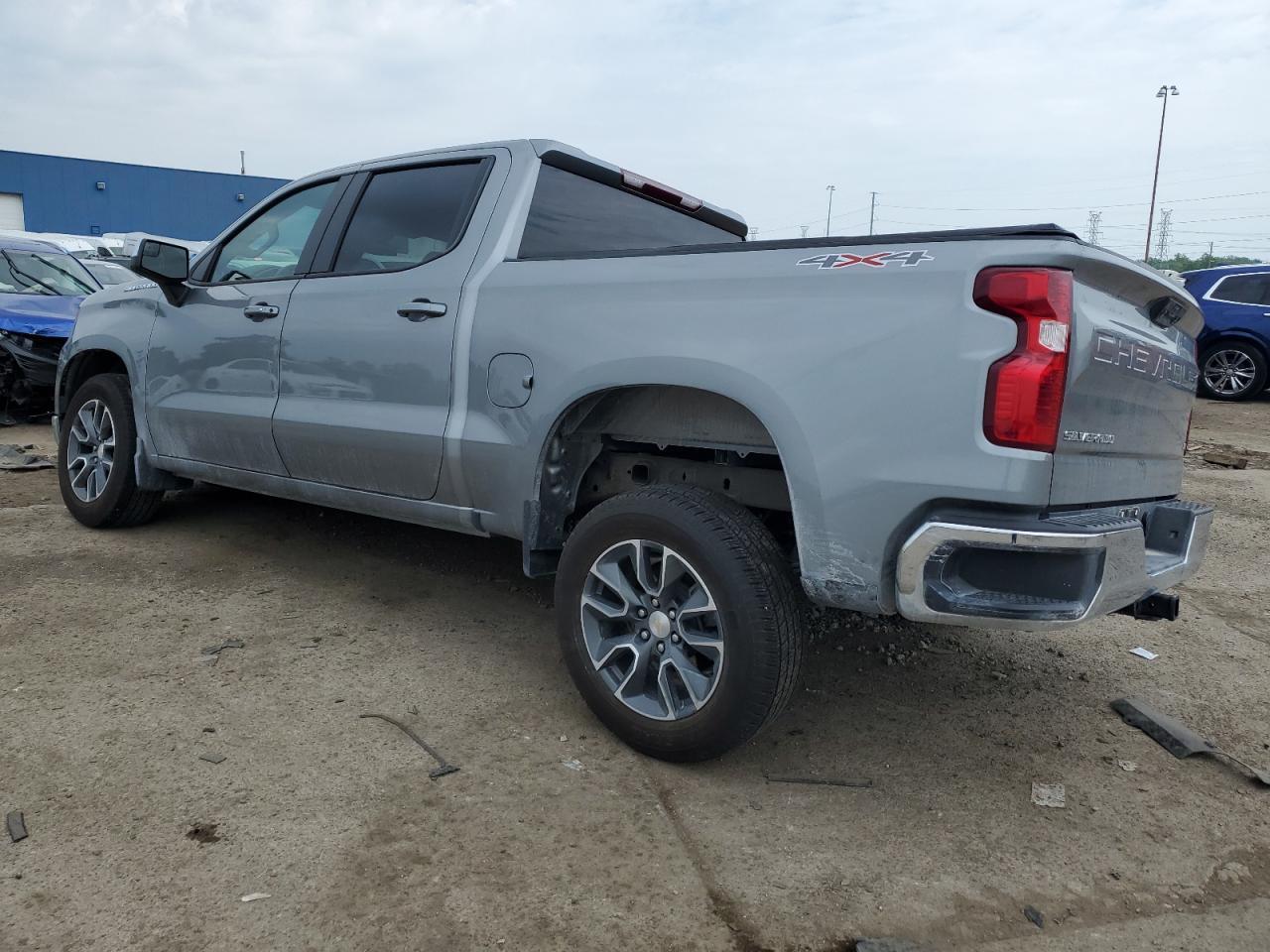2023 CHEVROLET SILVERADO - Image 2