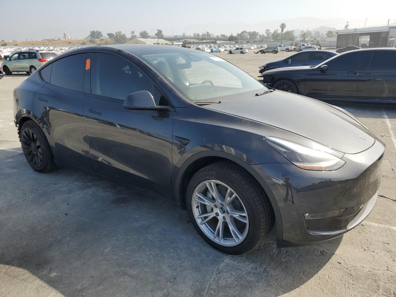 2024 TESLA MODEL Y - Image 4