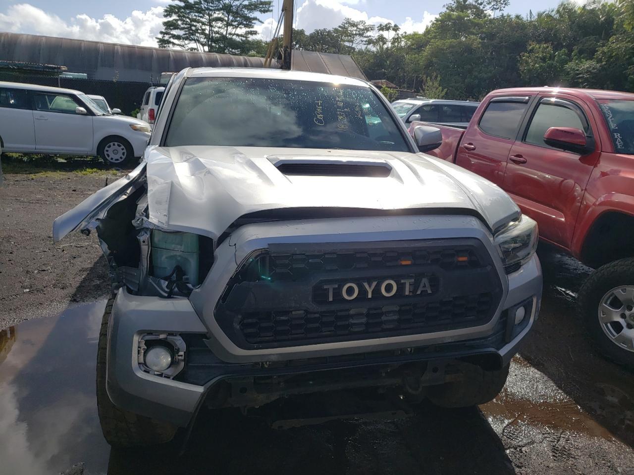 2017 TOYOTA TACOMA DOU - Фото 5