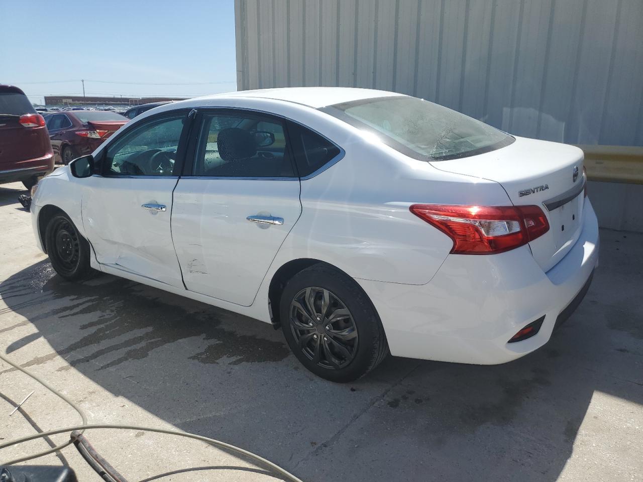 2018 NISSAN SENTRA S - Фото 2