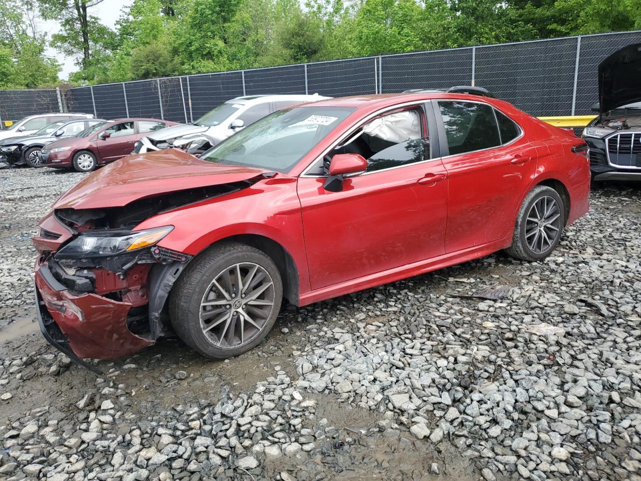 2022 TOYOTA CAMRY SE car image