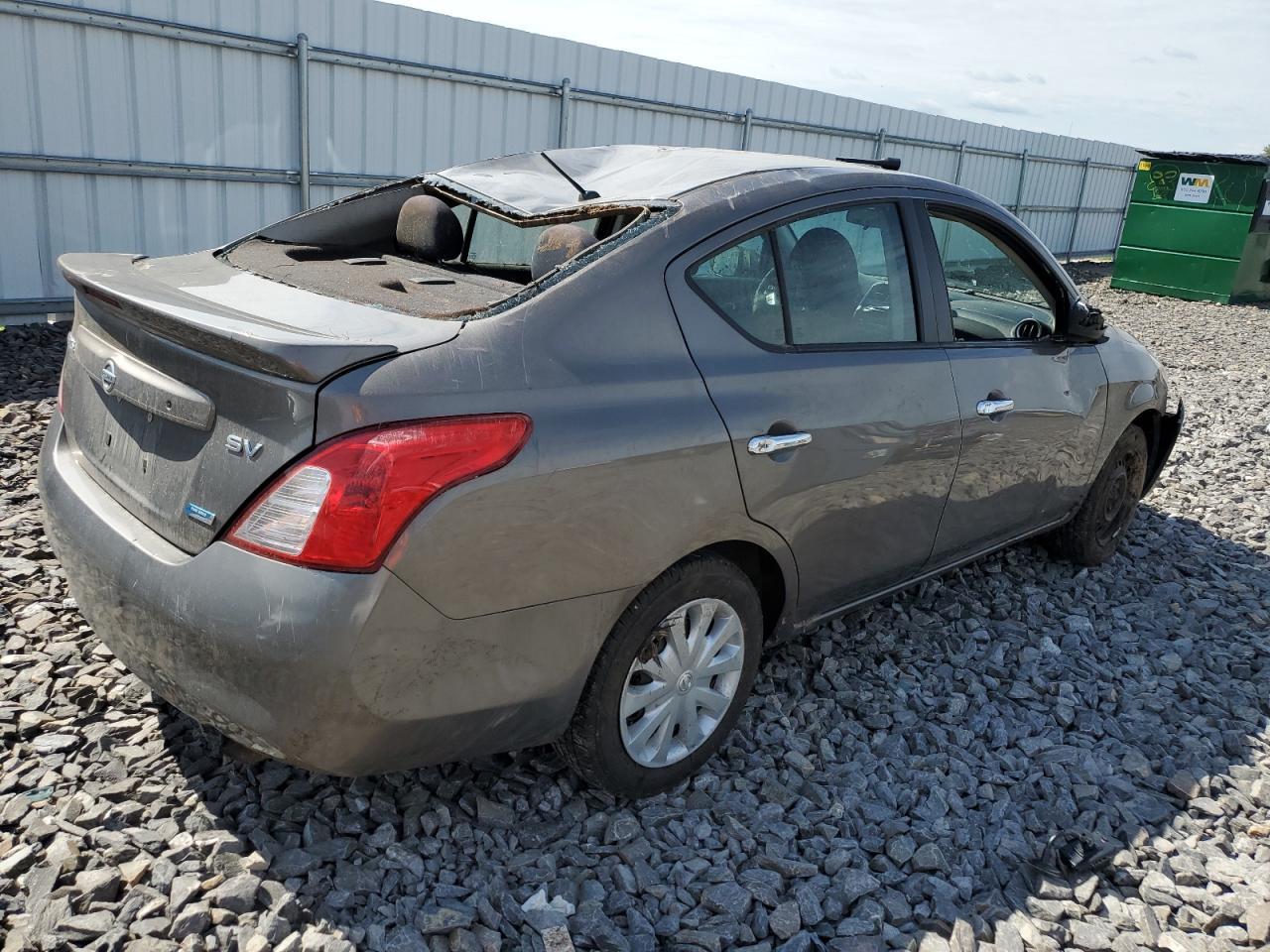 2016 NISSAN VERSA S - Image 3