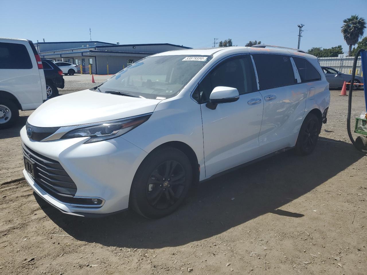 2023 TOYOTA SIENNA LIM