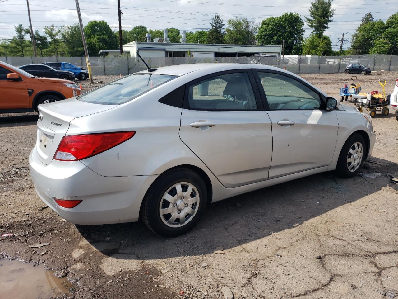 2017 HYUNDAI ACCENT SE - Image 3