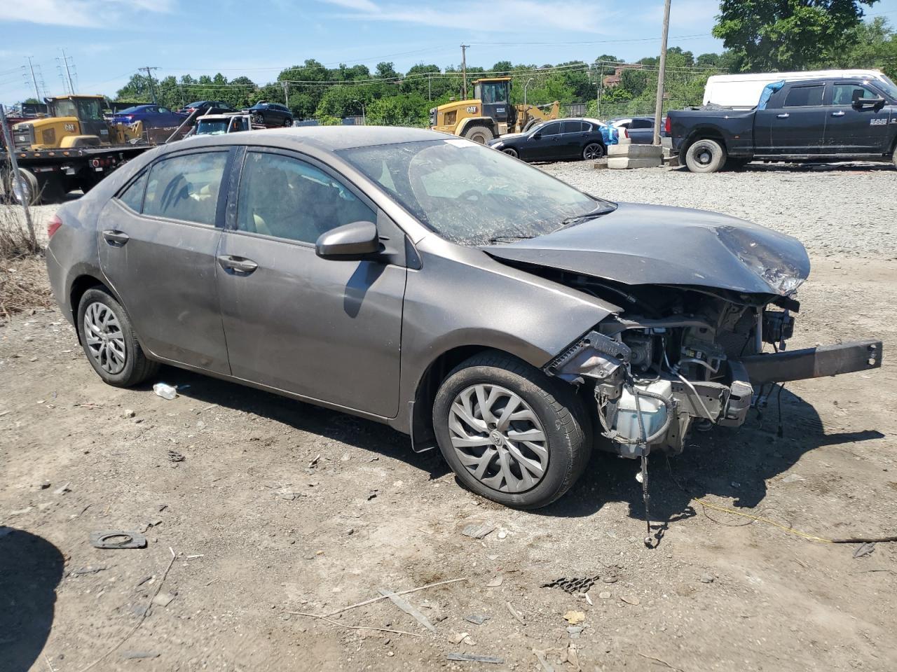 2019 TOYOTA COROLLA L - Image 4