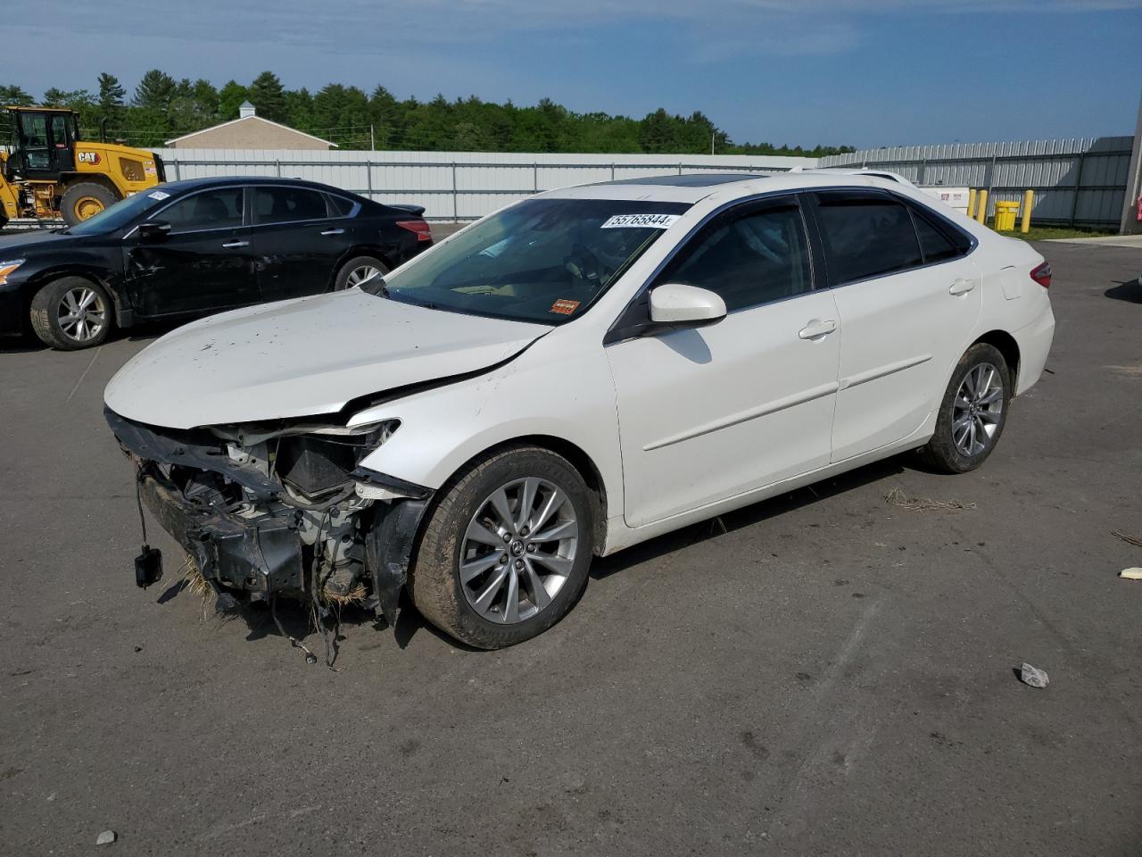 2017 TOYOTA CAMRY XSE car image