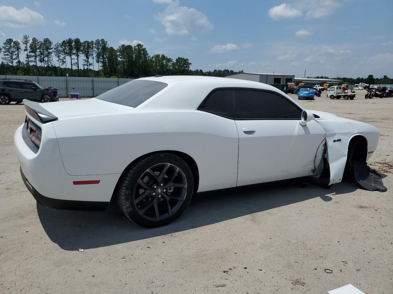 2023 DODGE CHALLENGER - Фото 3