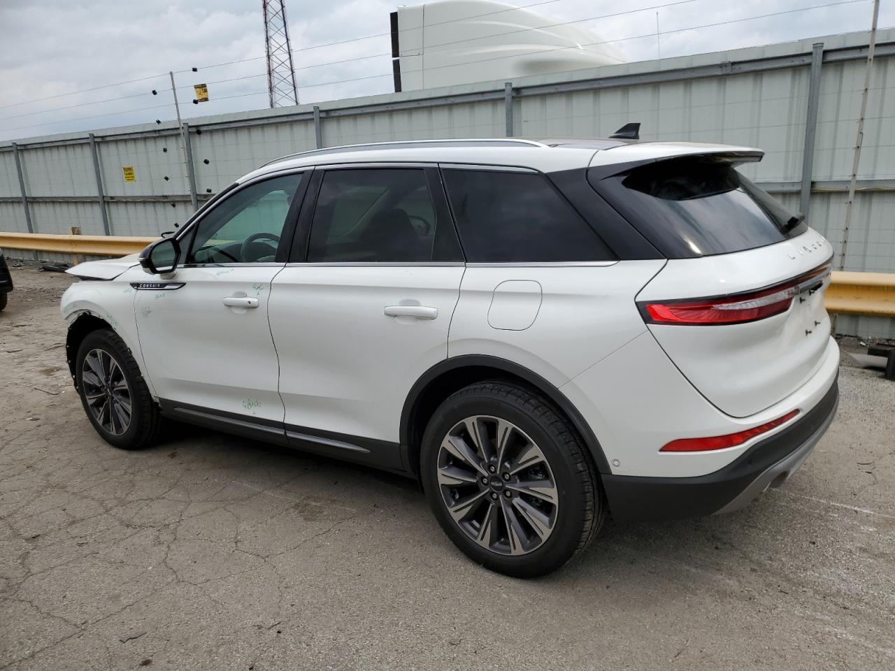2020 LINCOLN CORSAIR RE - Image 2