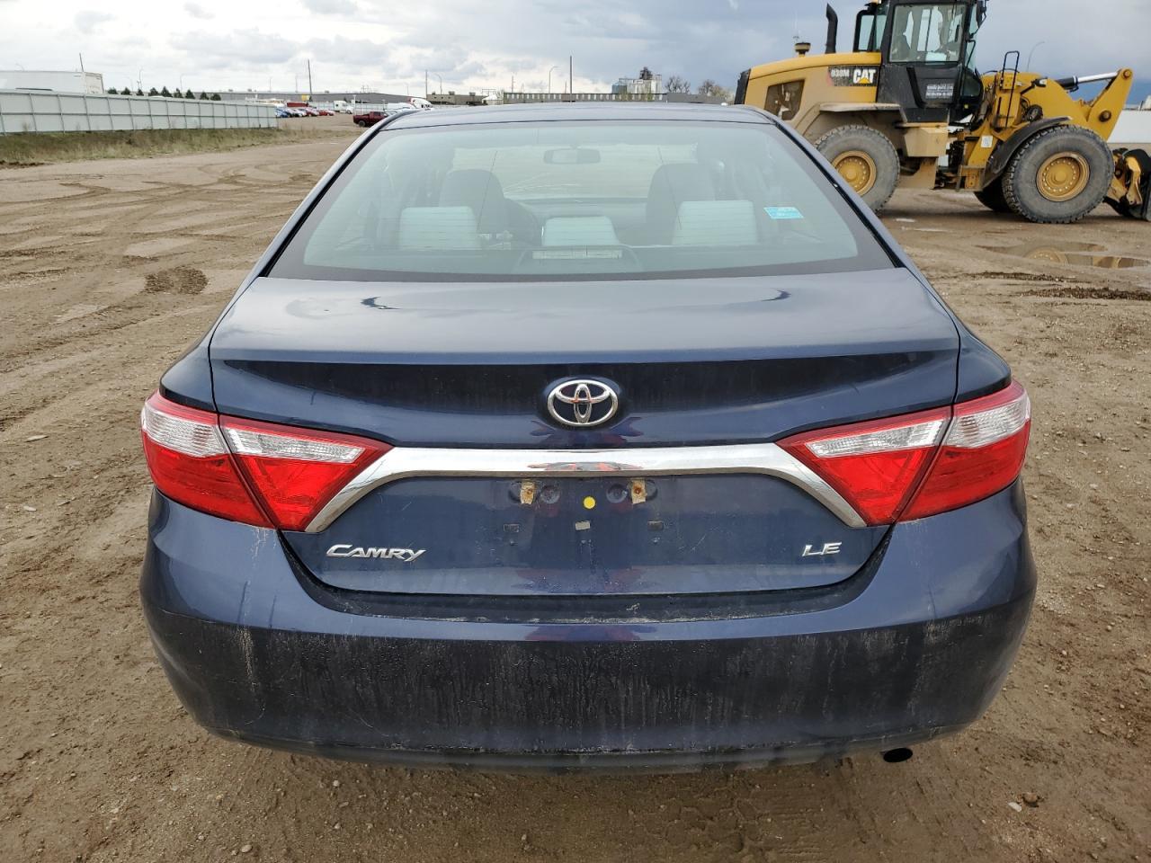 2017 TOYOTA CAMRY LE - Фото 6
