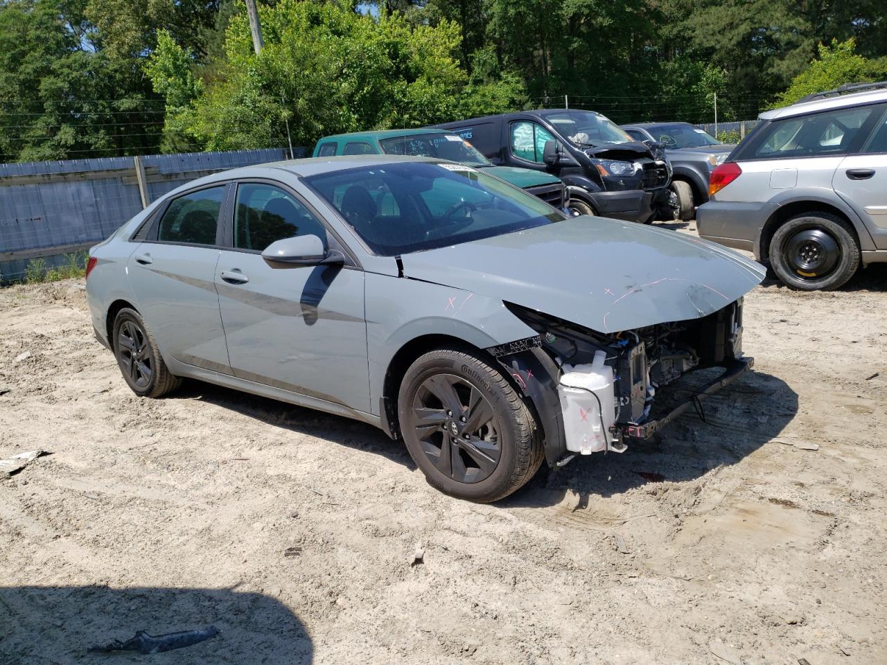 2023 HYUNDAI ELANTRA SE - Фото 4