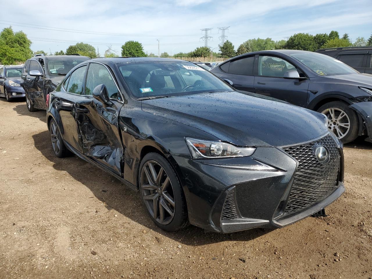 2017 LEXUS IS 200T - Фото 4