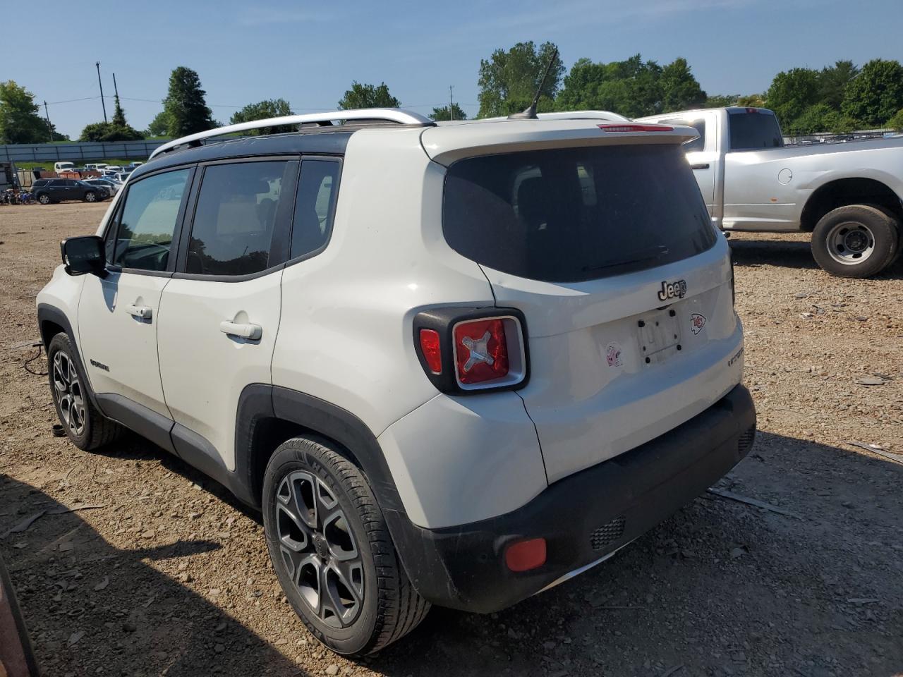 2017 JEEP RENEGADE L - Фото 2