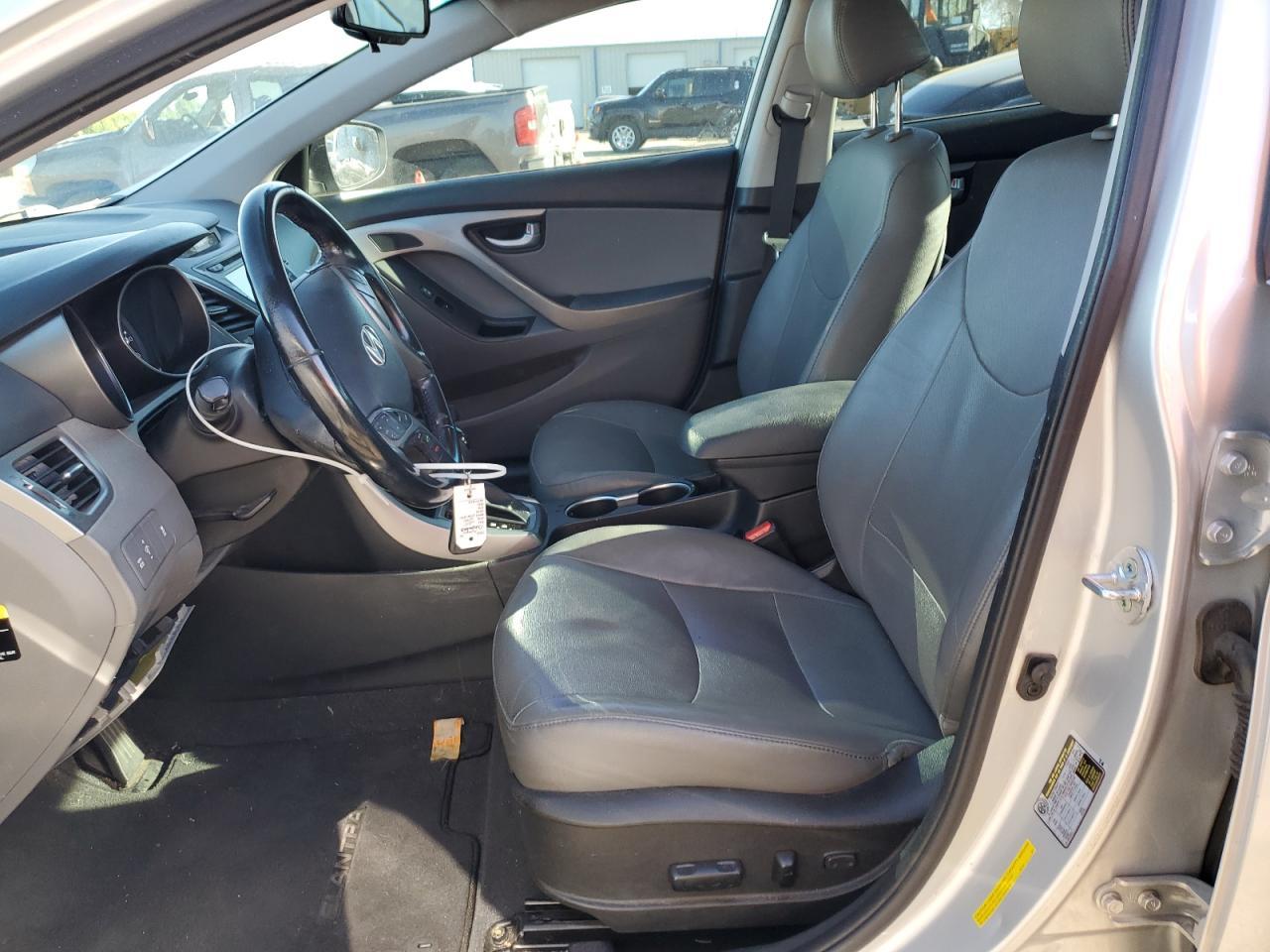 2015 HYUNDAI ELANTRA SE - Image 7