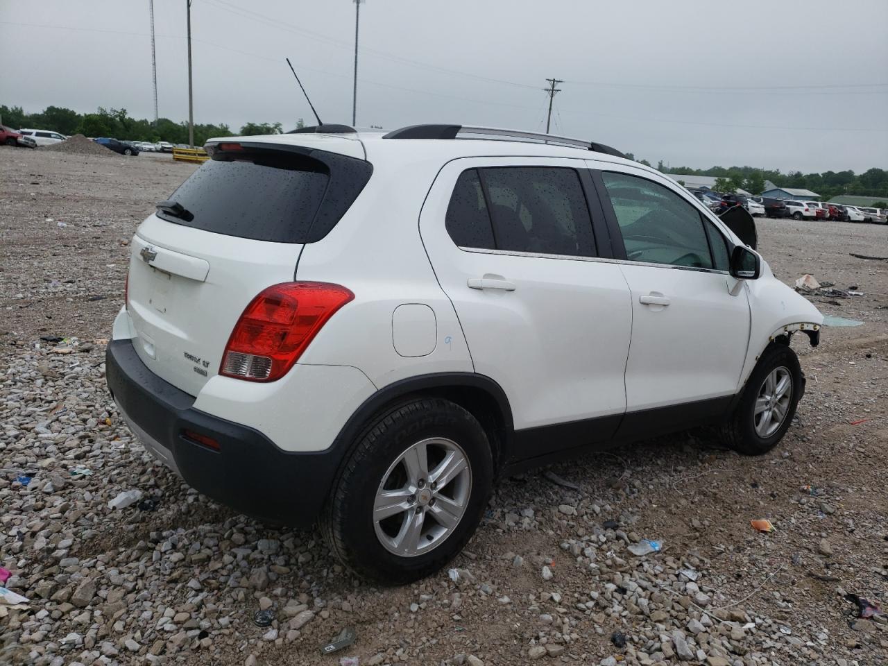 2015 CHEVROLET TRAX 1LT - Фото 3