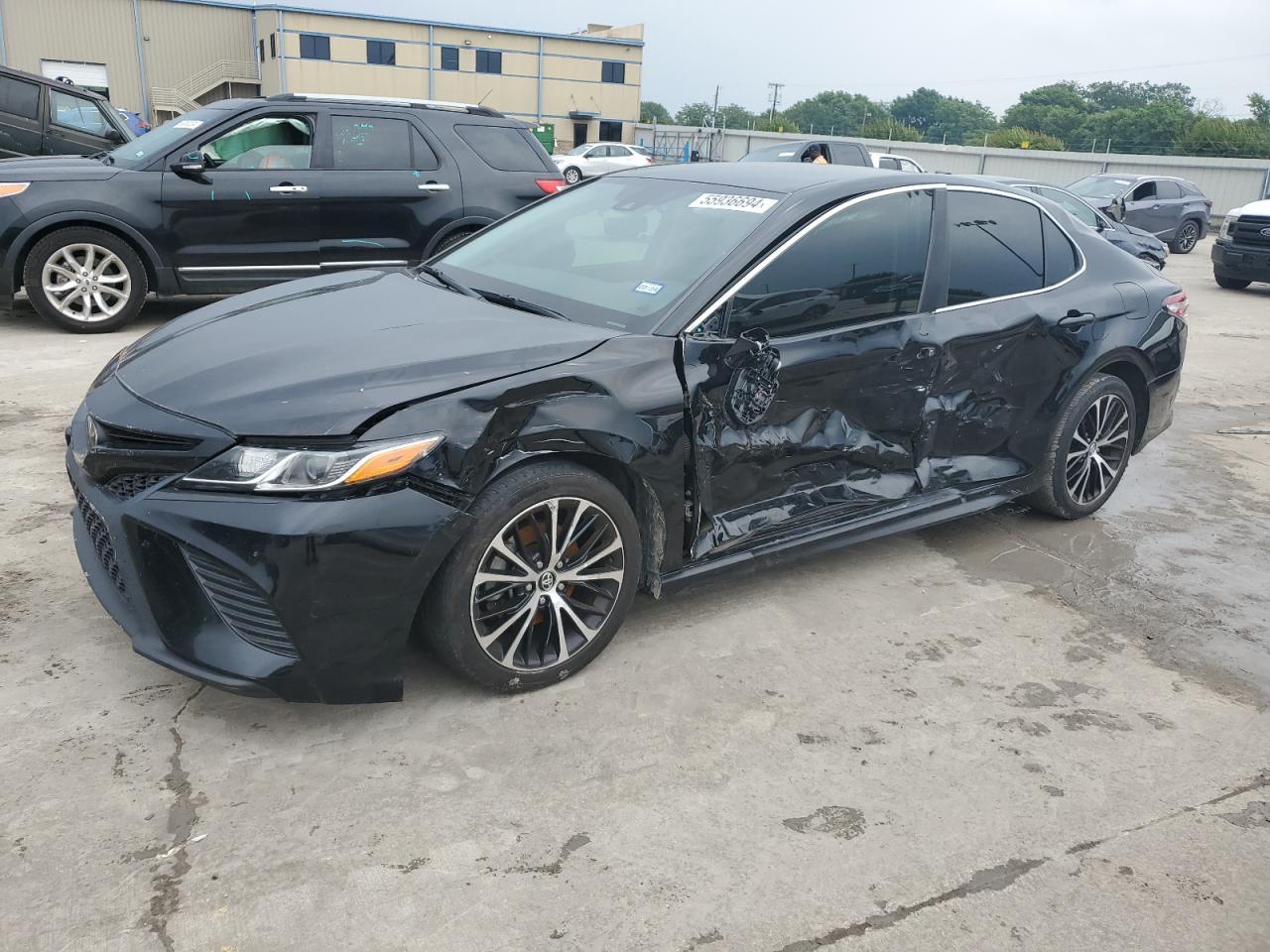 2020 TOYOTA CAMRY SE