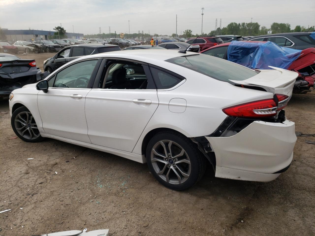 2017 FORD FUSION SE - Фото 2