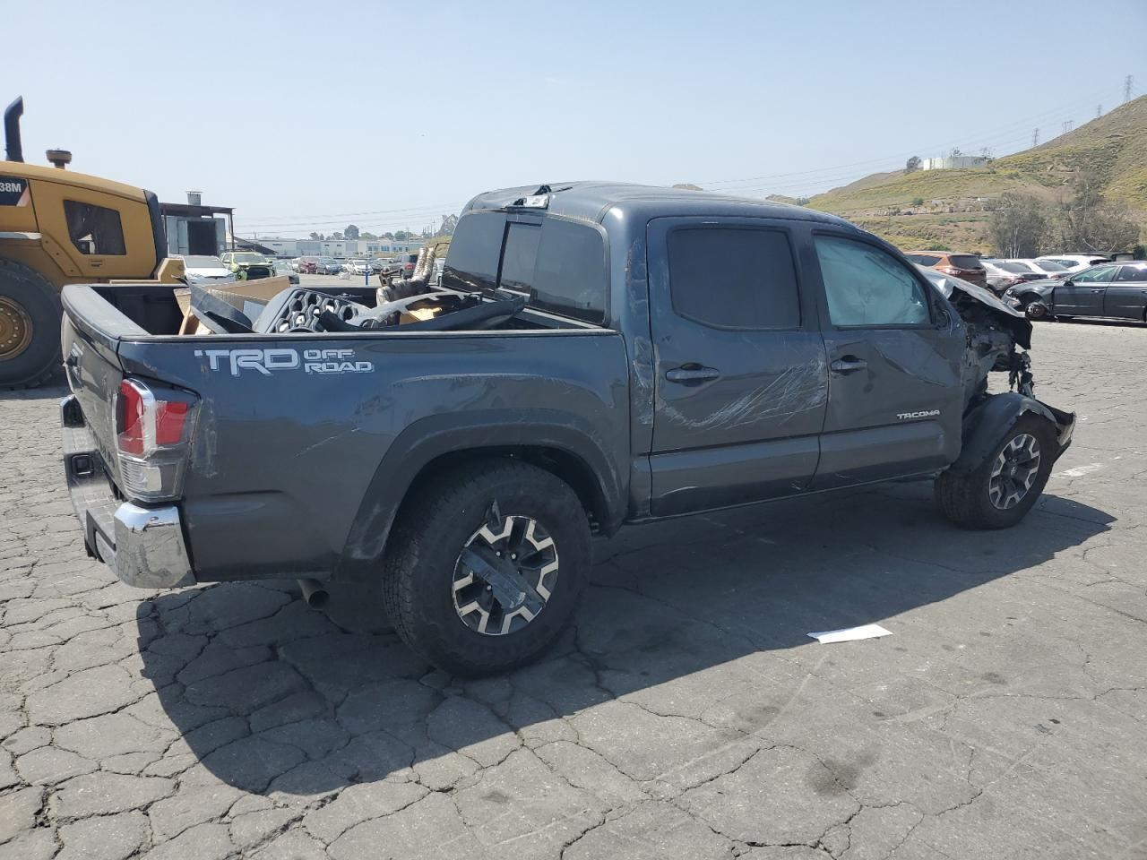 2023 TOYOTA TACOMA DOU - Фото 3