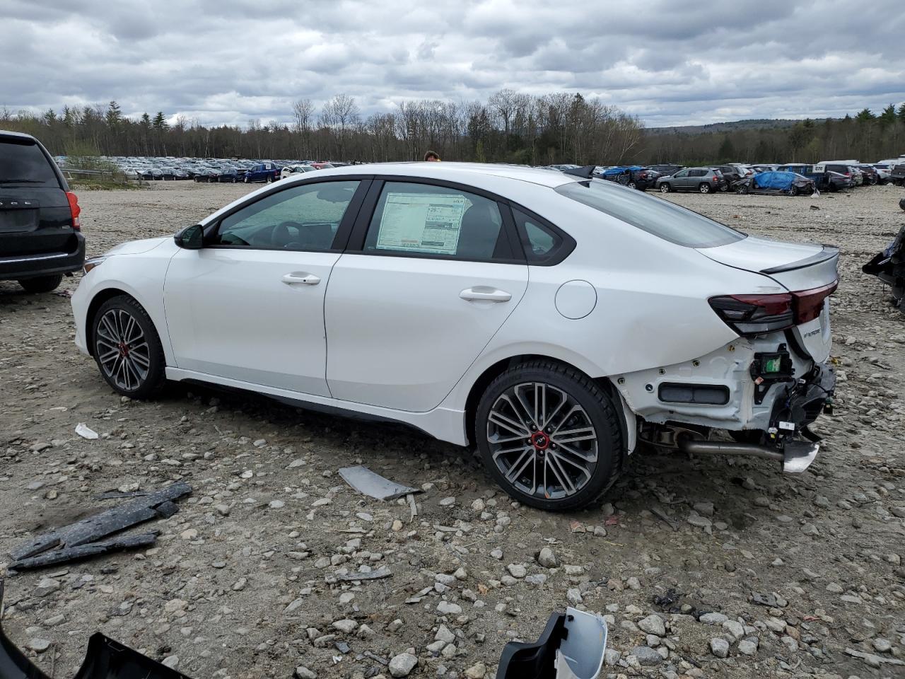 2024 KIA FORTE GT - Фото 2
