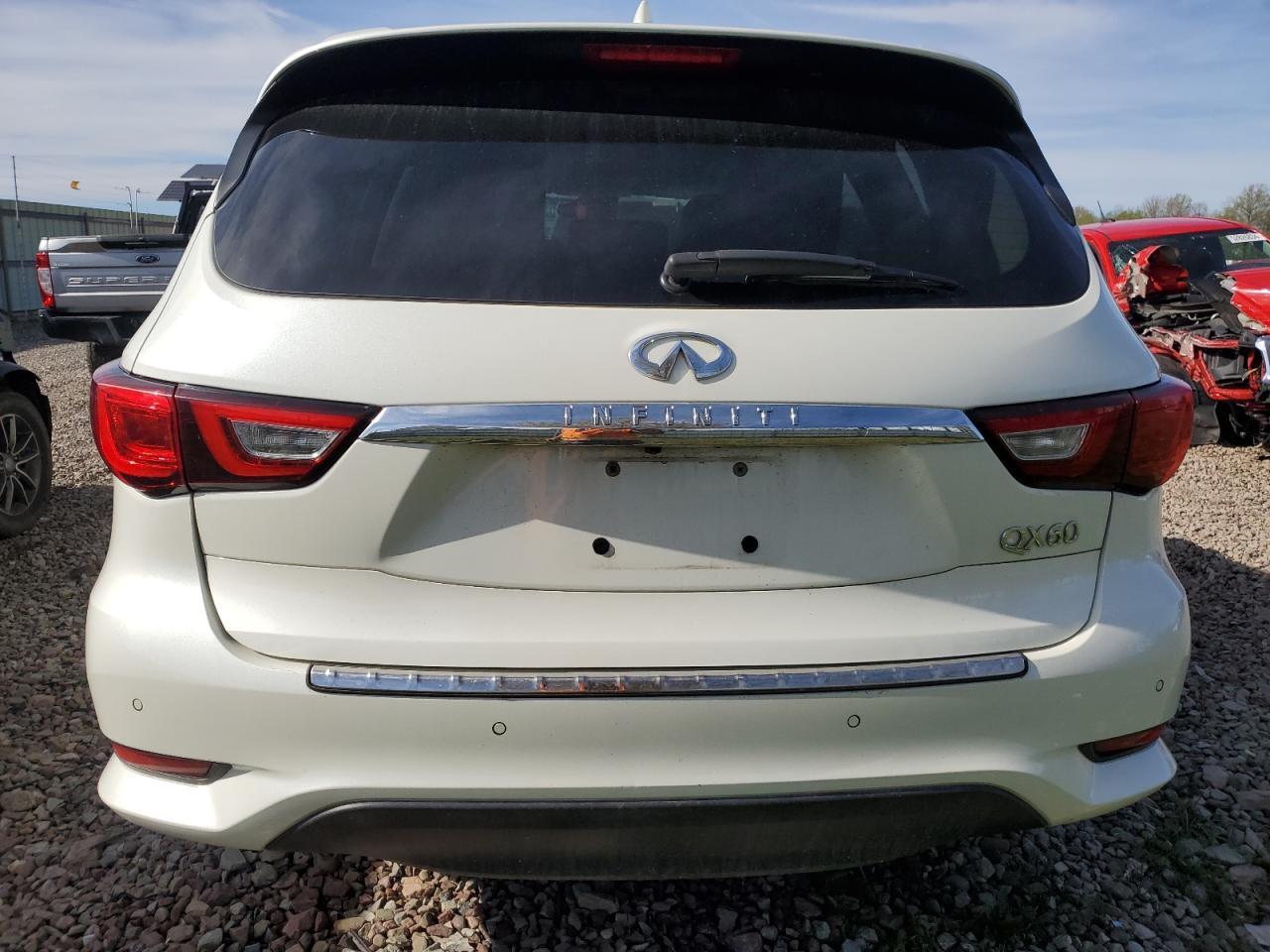 2017 INFINITI QX60 - Фото 6