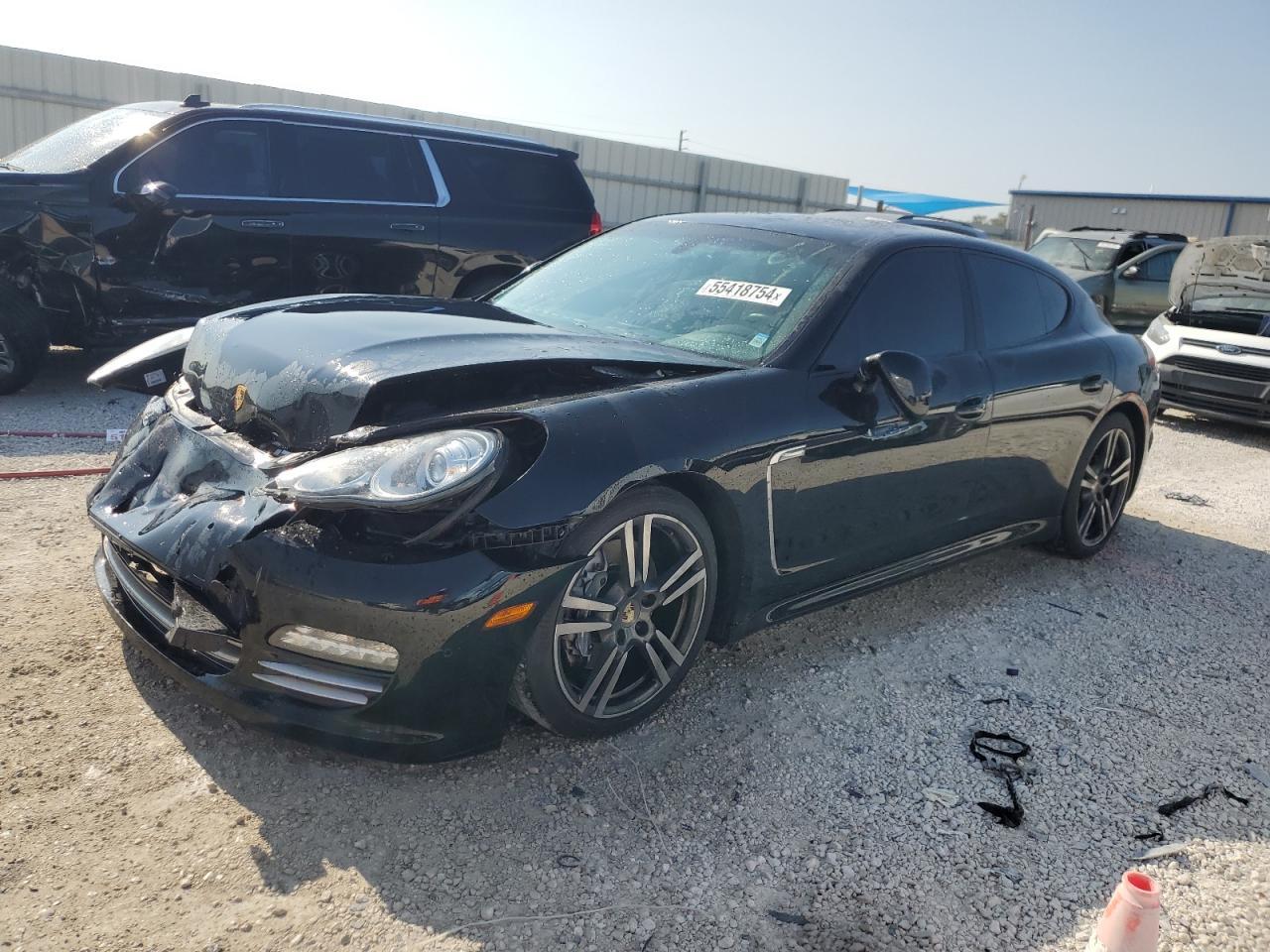 2013 PORSCHE PANAMERA