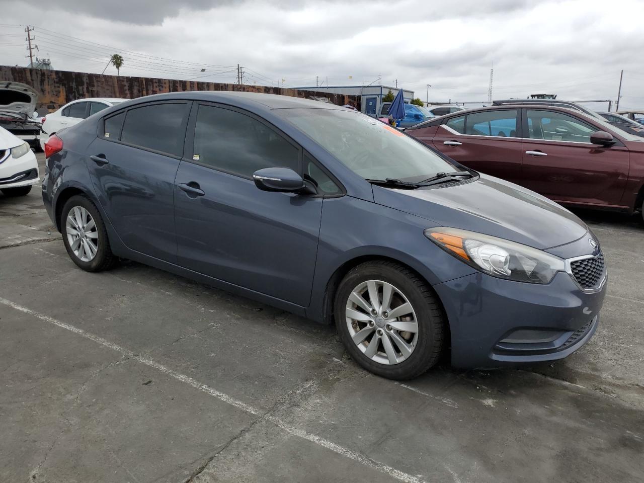 2015 KIA FORTE LX - Фото 4