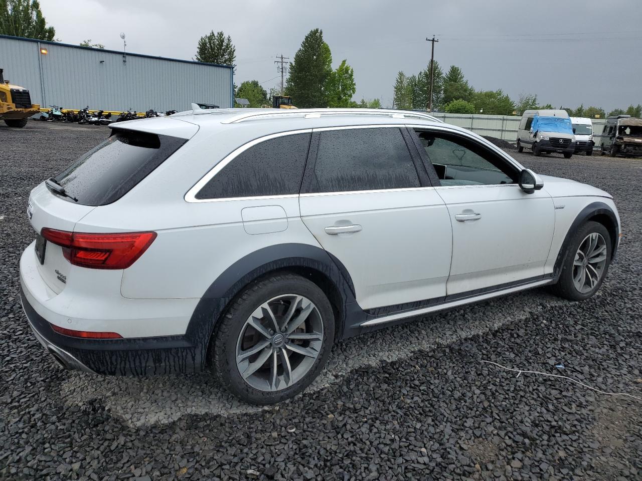 2017 AUDI A4 ALLROAD - Фото 3