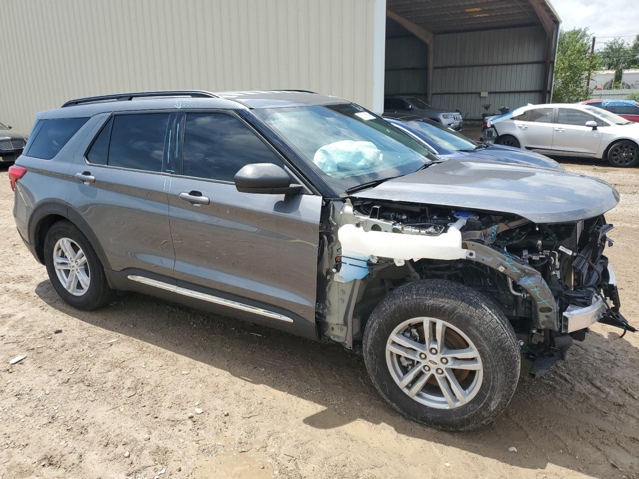 2023 FORD EXPLORER X - Image 4
