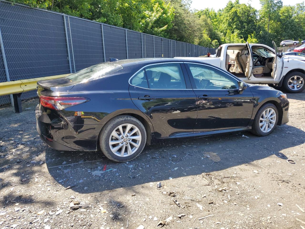 2023 TOYOTA CAMRY LE - Image 3