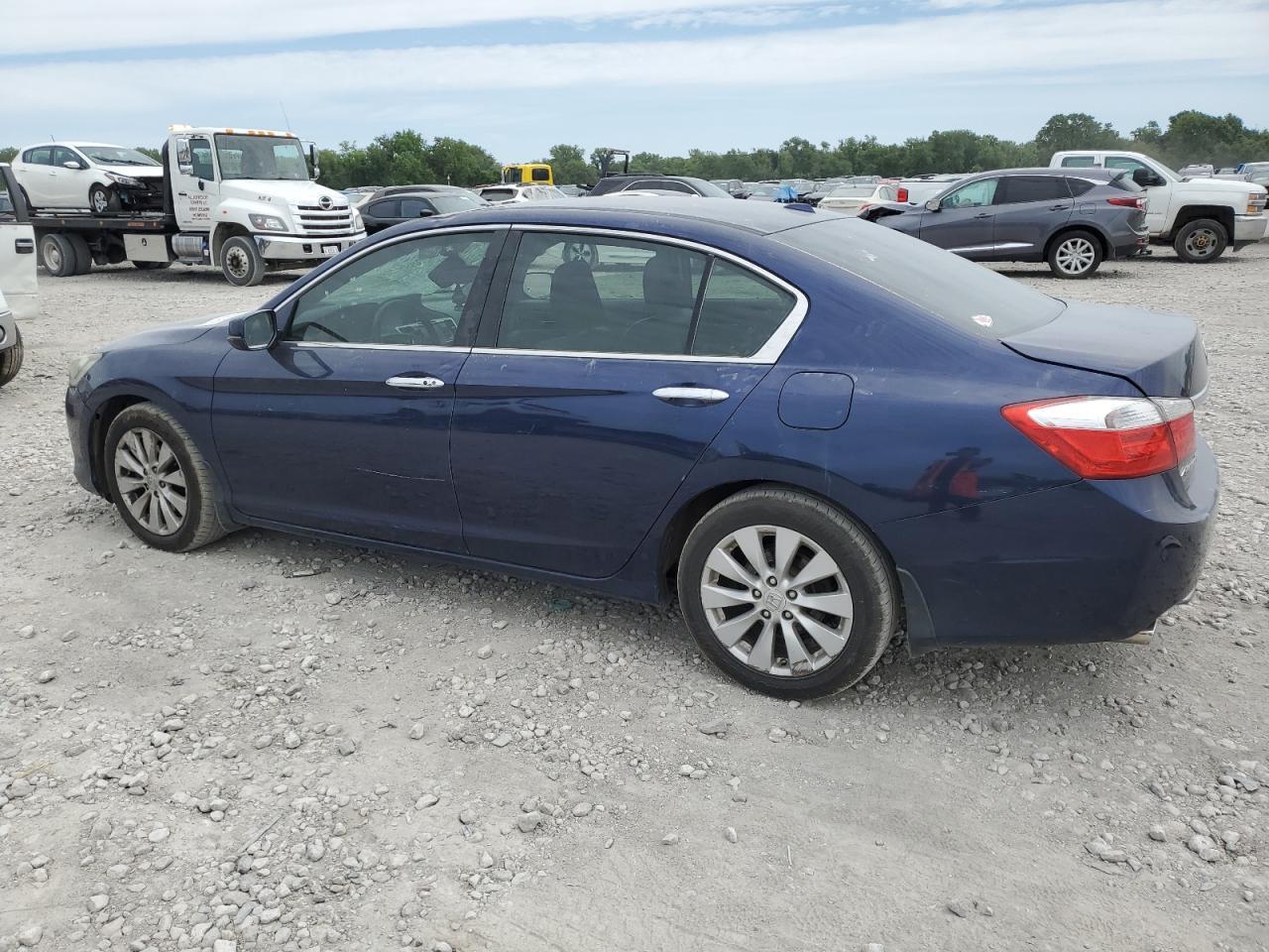 2015 HONDA ACCORD EXL - Image 2