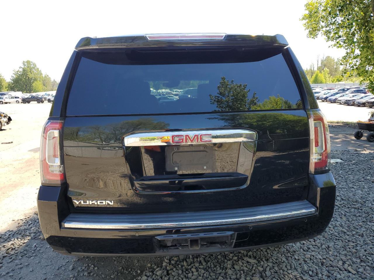 2017 GMC YUKON DENA - Фото 6