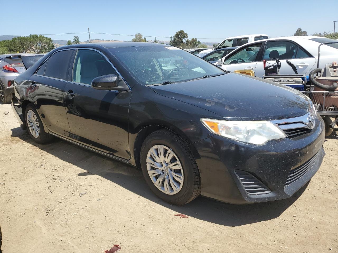 2014 TOYOTA CAMRY L - Image 4