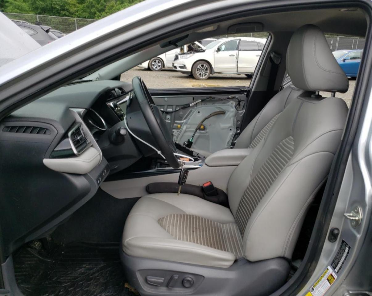 2020 TOYOTA CAMRY SE - Image 7