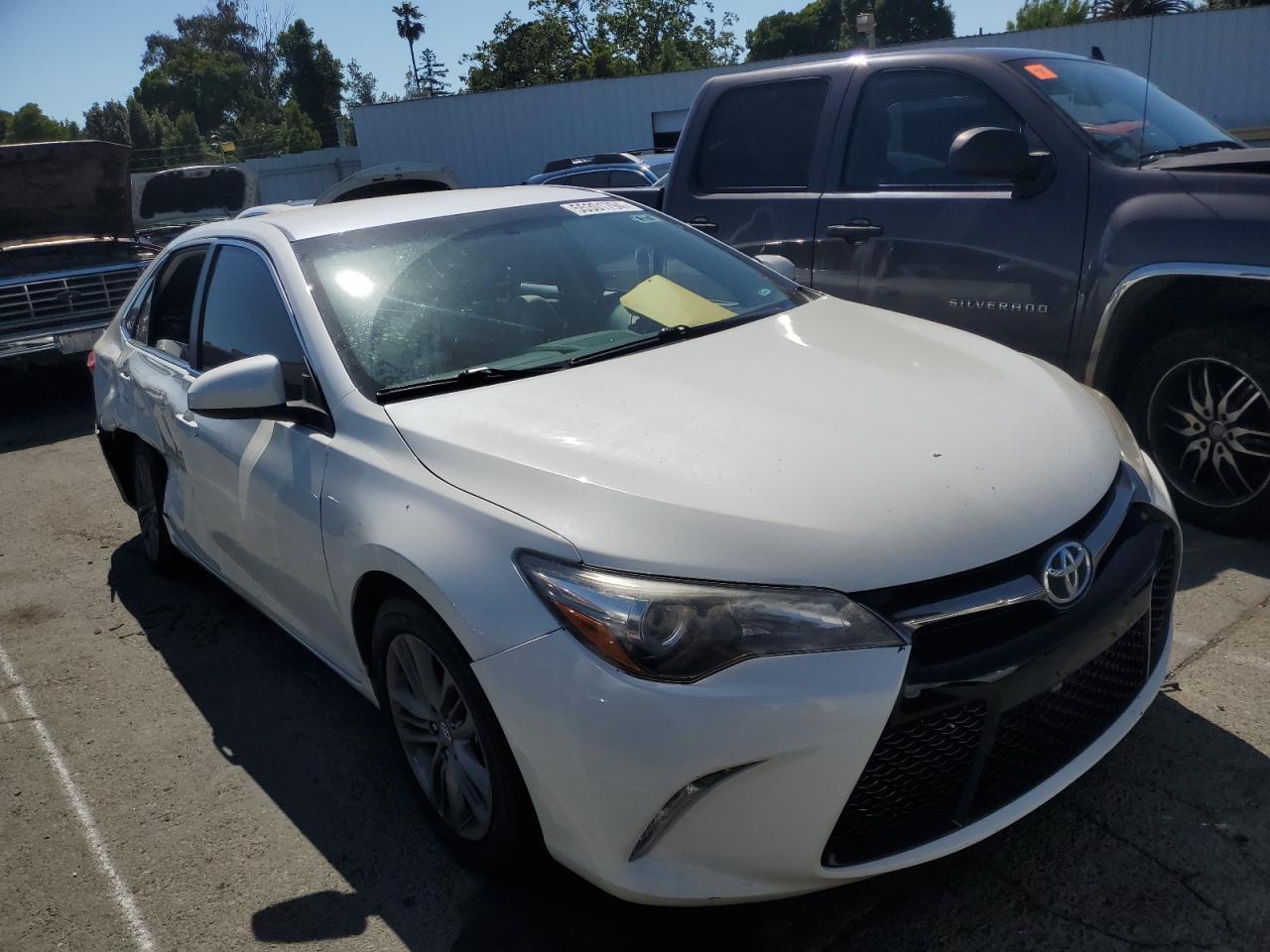 2017 TOYOTA CAMRY LE - Image 4