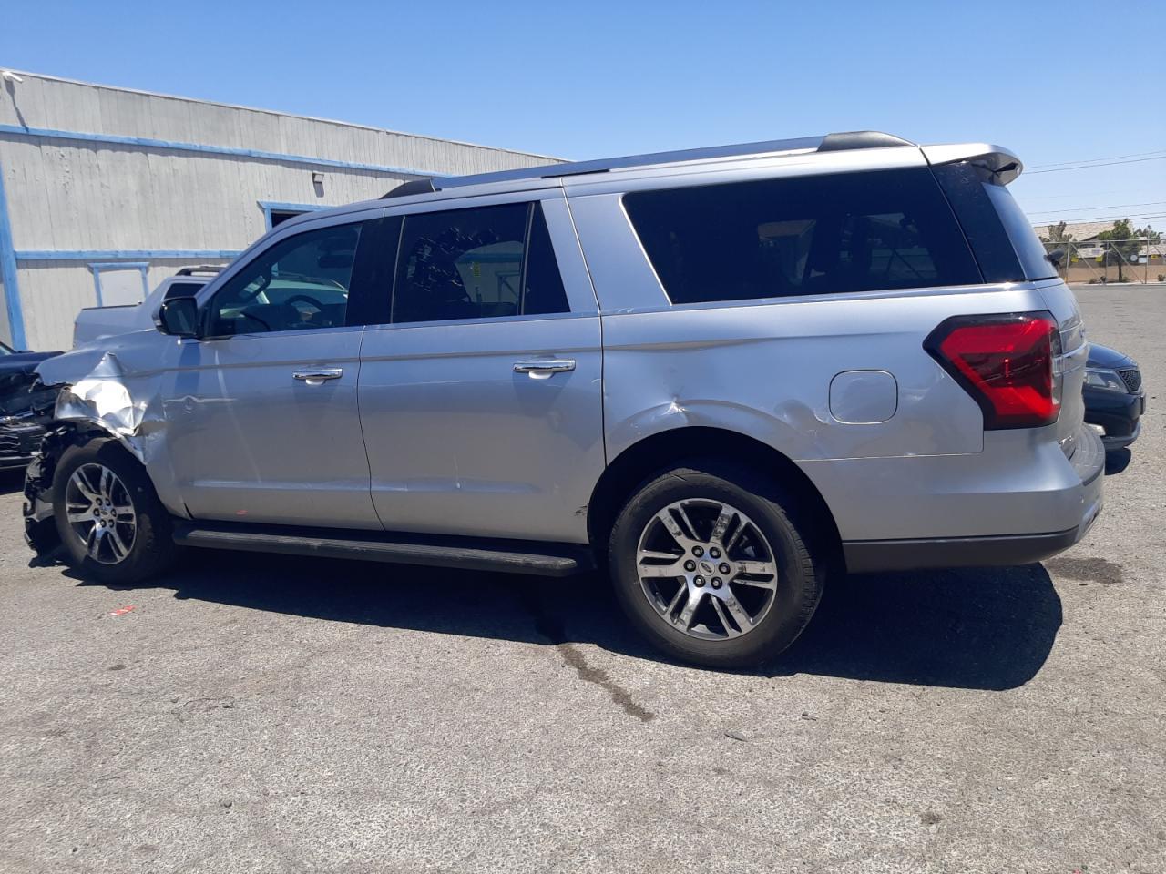 2024 FORD EXPEDITION - Фото 2