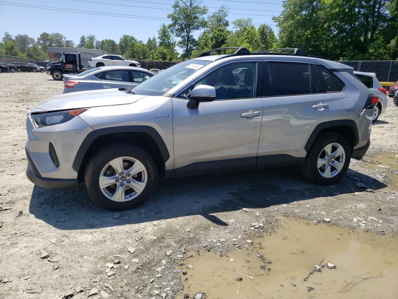 2020 TOYOTA RAV4 LE car image