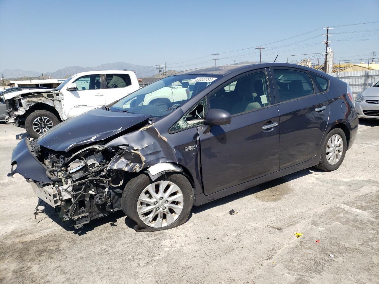 2013 TOYOTA PRIUS PLUG