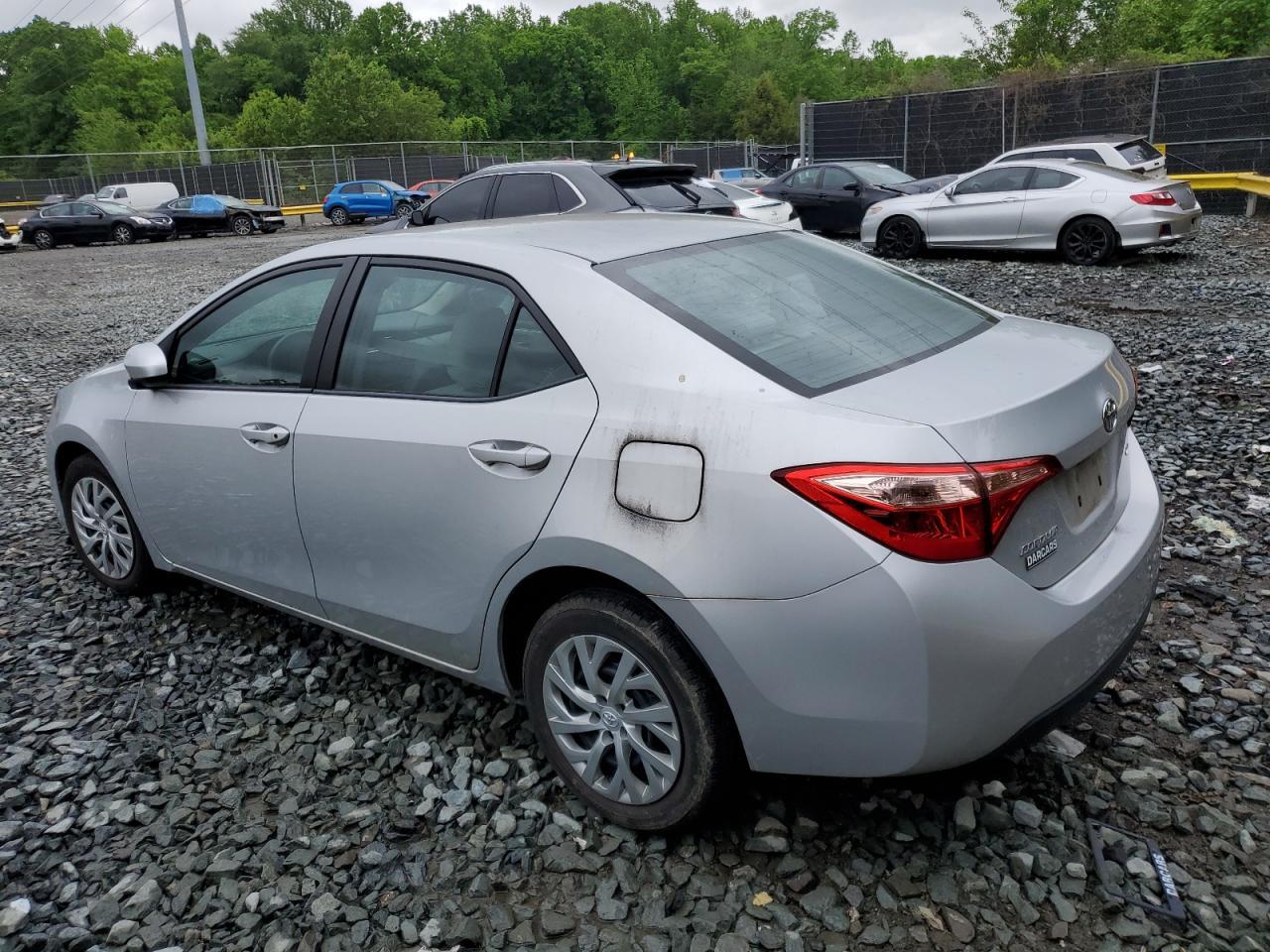 2018 TOYOTA COROLLA L - Фото 2