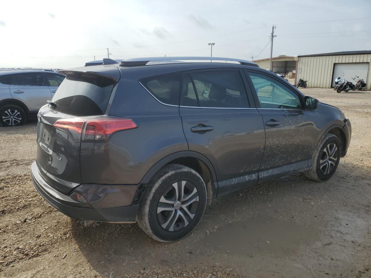 2016 TOYOTA RAV4 LE - Image 3