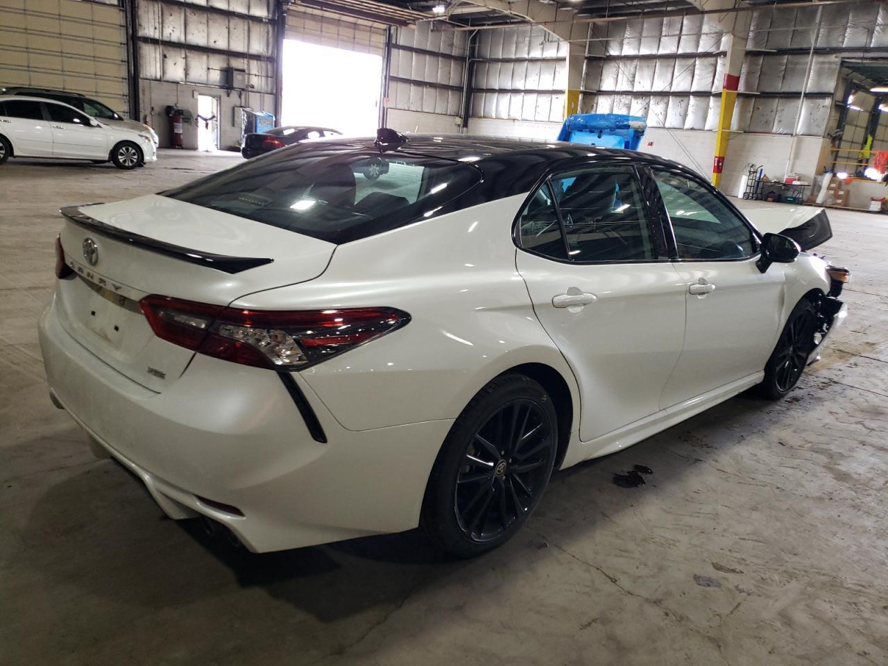 2022 TOYOTA CAMRY XSE - Image 3