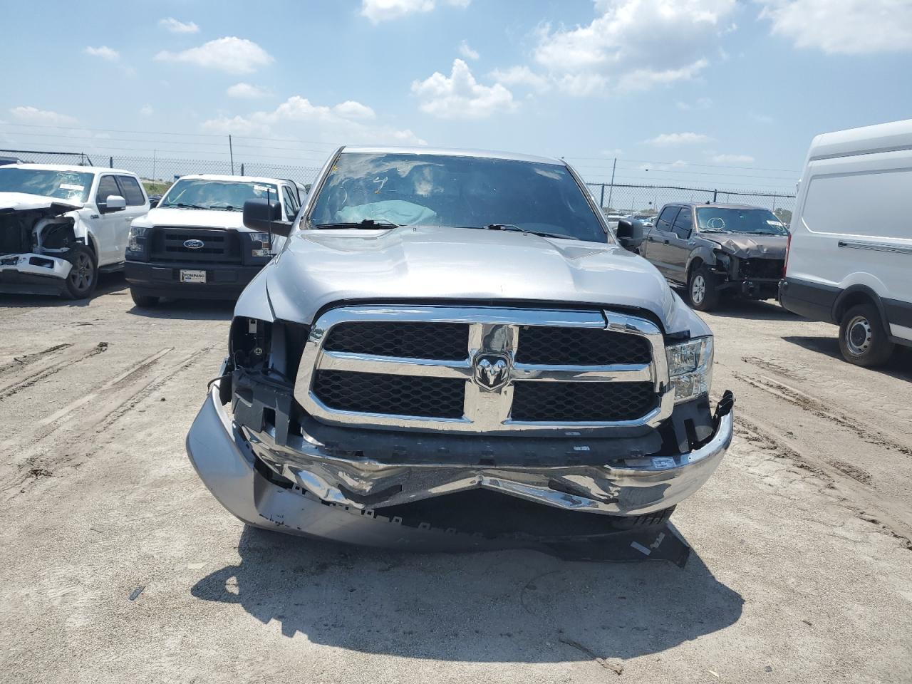 2019 RAM 1500 CLASS - Фото 5