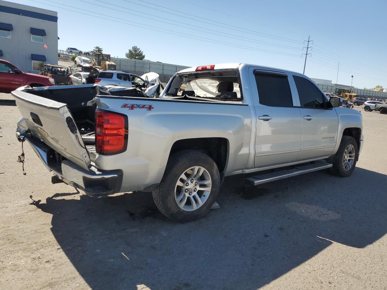 2015 CHEVROLET SILVERADO - Фото 3