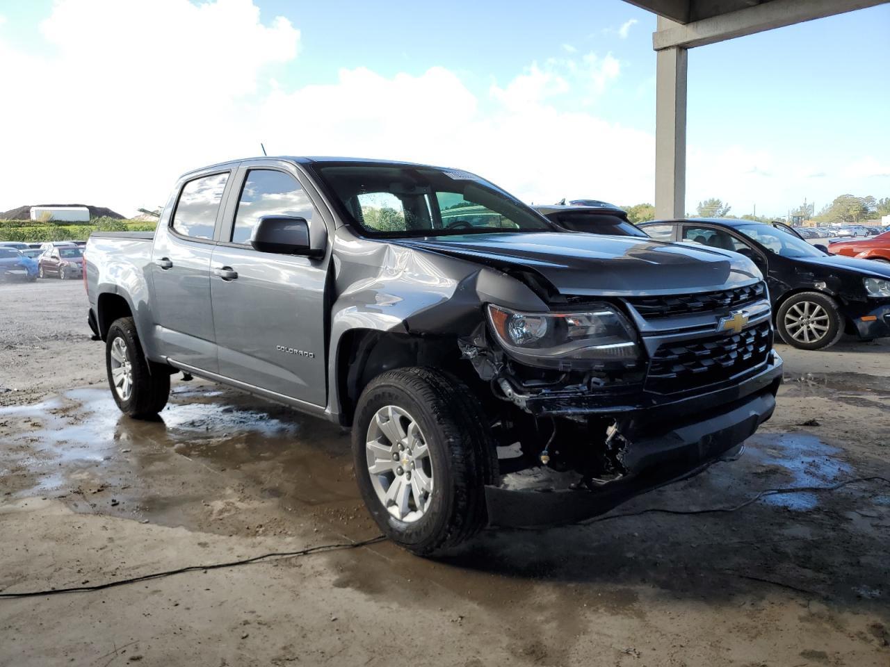 2022 CHEVROLET COLORADO L - Image 4