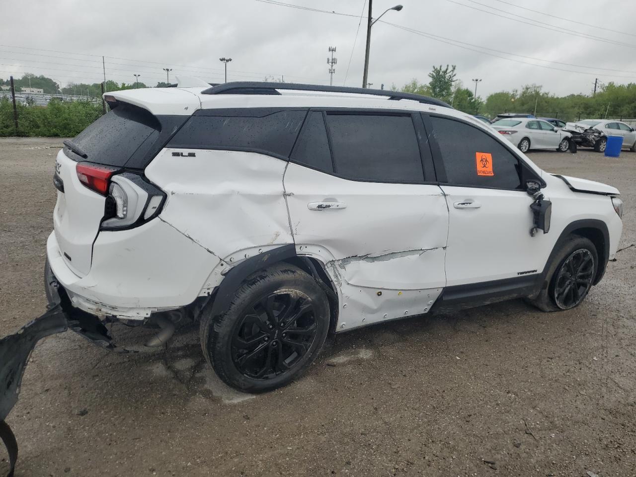 2021 GMC TERRAIN SL - Image 3
