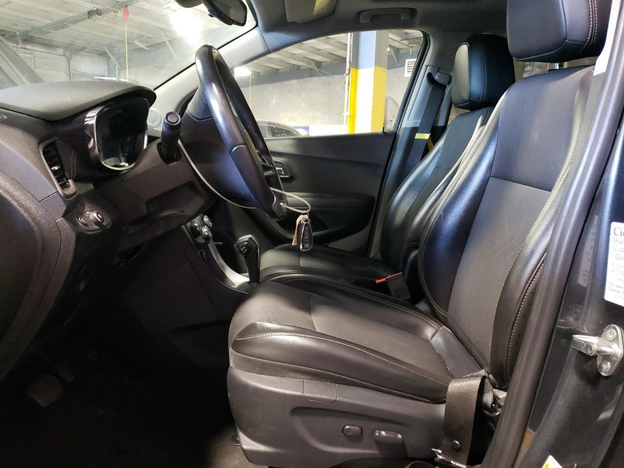 2018 CHEVROLET TRAX 1LT - Image 7