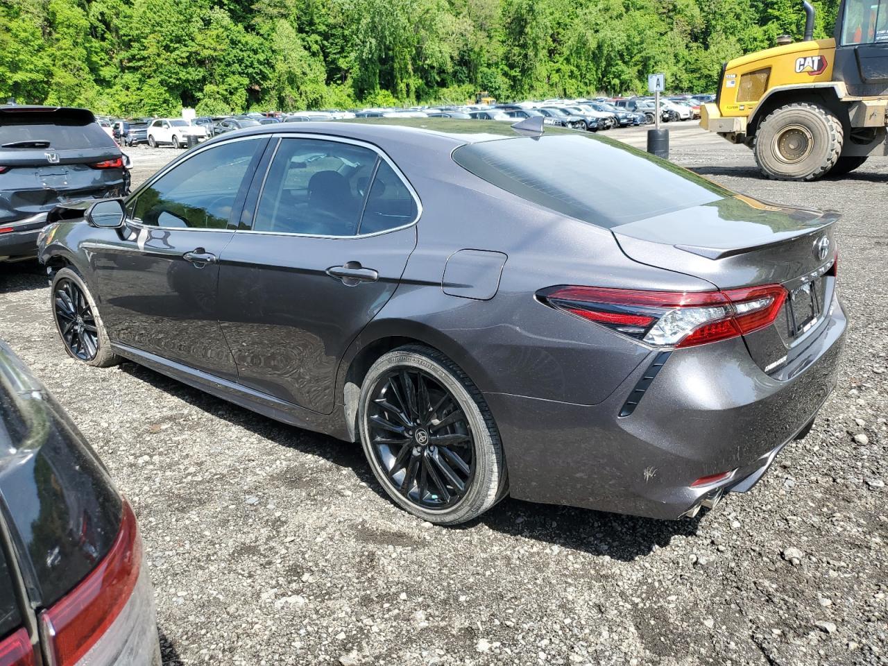 2022 TOYOTA CAMRY XSE - Фото 2