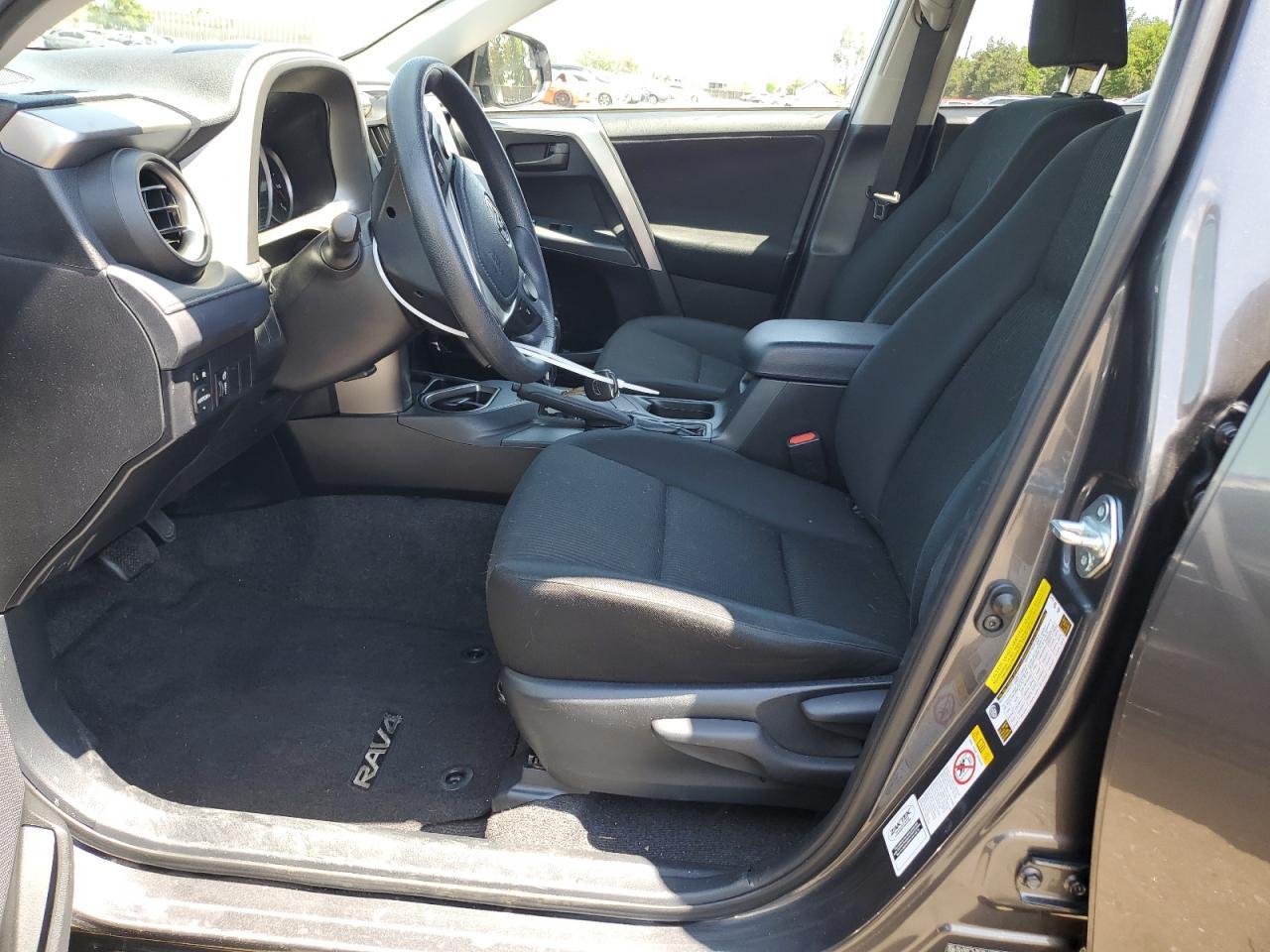 2016 TOYOTA RAV4 LE - Фото 7