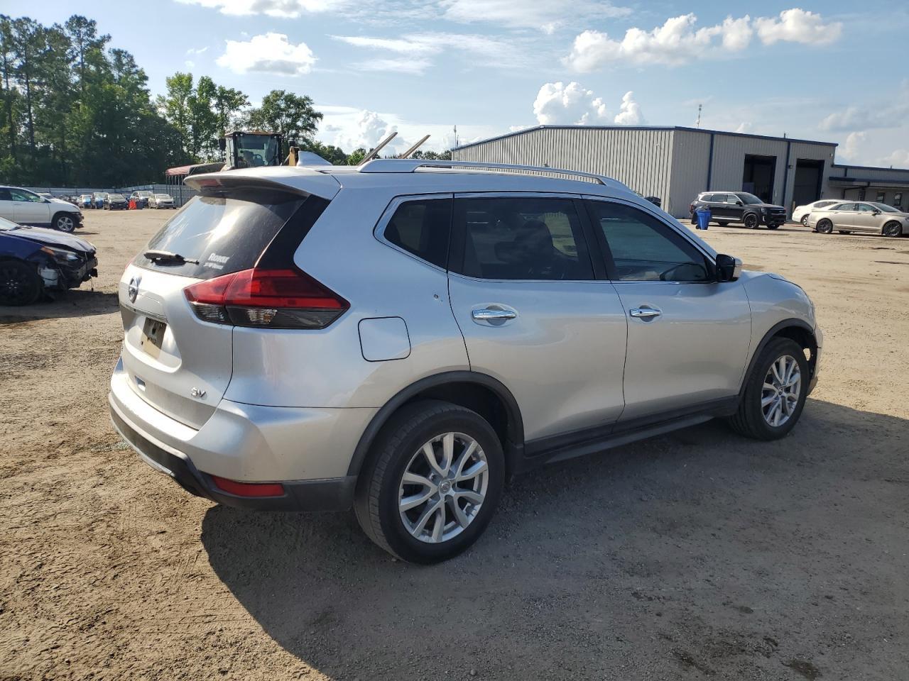 2017 NISSAN ROGUE S - Image 3